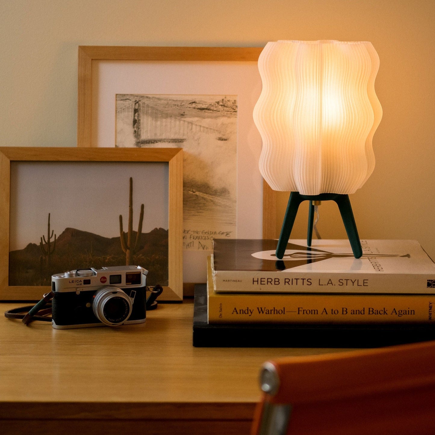 Wavy Table Lamp